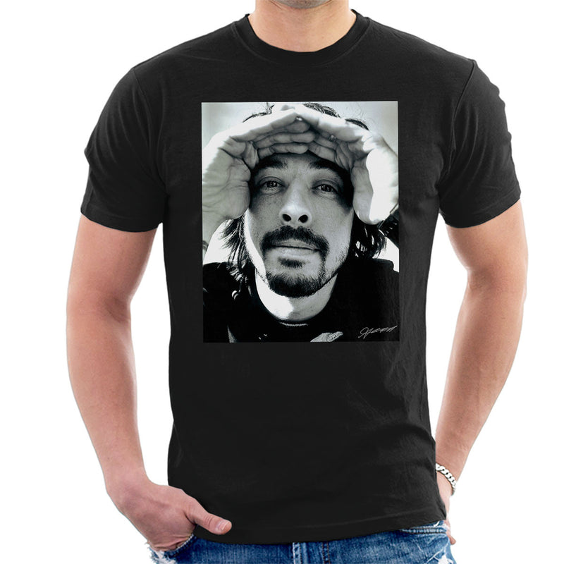 Dave Grohl Photoshoot Munich Rooftop 2007 Men's T-Shirt