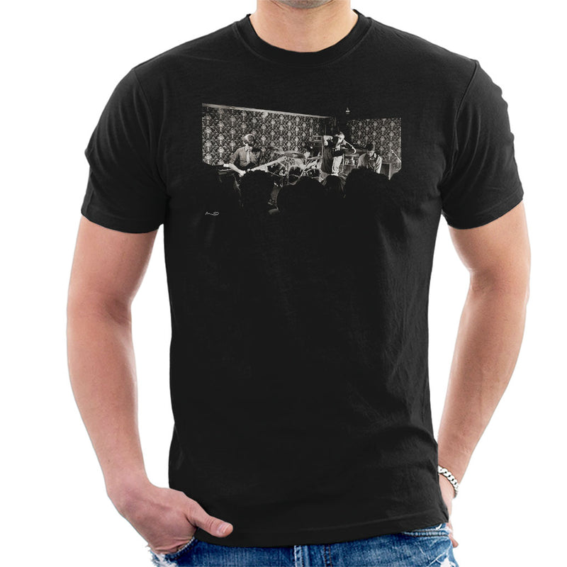 Joy Division View From The Crowd At Bowdon Vale Youth Club Men's T-Shirt