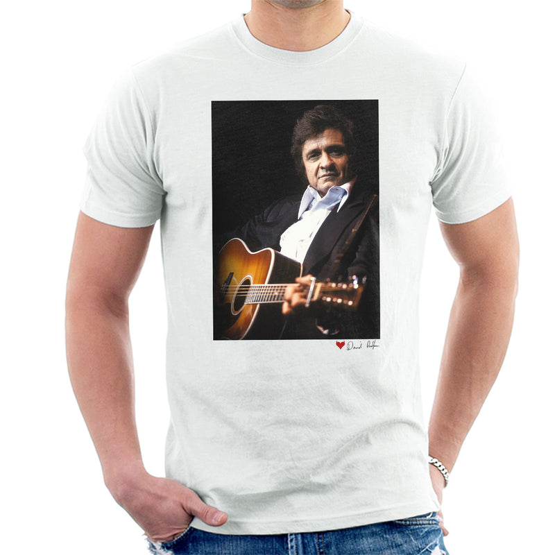 Johnny Cash Performing Guitar Shot London 1983 White Men's T-Shirt