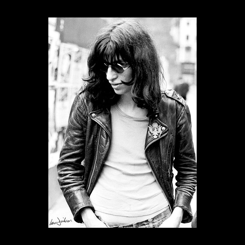 Joey Ramone Of The Ramones 1977 Men's T-Shirt - Don't Talk To Me About Heroes